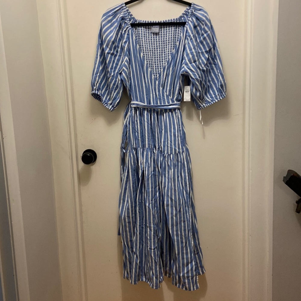 NWT Old Navy Wrap Dress